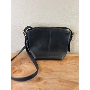Vintage Coach Black Leather Crossbody Bag Zip Top 4107 Brass Hardware